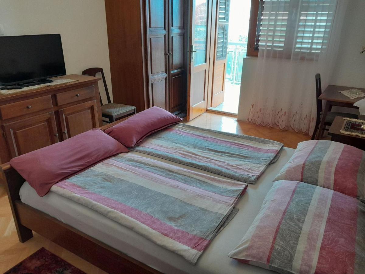 Apartments Adelheid In Biograd, Close To The Beach Biograd Na Moru Exterior photo